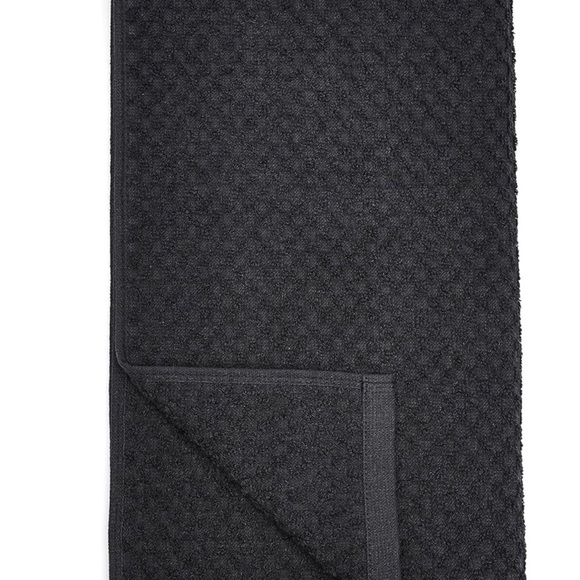 Amazon Basics 100% Cotton,Popcorn Texture Dish Towels, 28"L x 16"W, Black set 8 - Picture 4 of 5